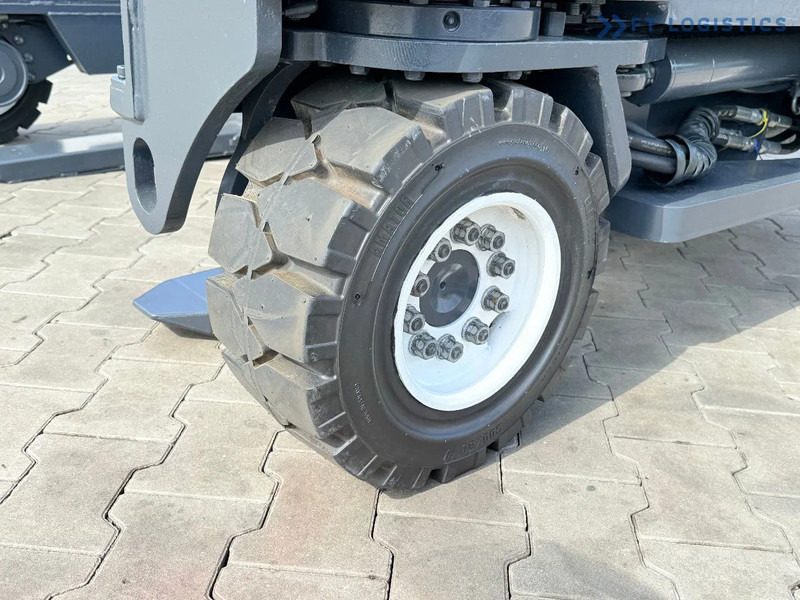 Combilift COMBILIFT C3500 – DUPLEX 4100mm – Year 2016 – 6779 hours – GAS – EXTENDABLE FORKS 800 / 1100MM – CABIN – HEATING + AIR CONDITION - Xe tải tiếp cận 4 hướng: hình 4 Combilift COMBILIFT C3500 – DUPLEX 4100mm – Year 2016 – 6779 hours – GAS – EXTENDABLE FORKS 800 / 1100MM – CABIN – HEATING + AIR CONDITION - Xe tải tiếp cận 4 hướng: hình 4