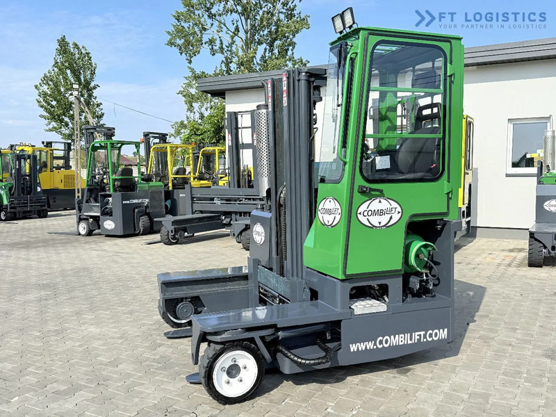 Combilift Combilift C2500 / GAS / TRIPLEX 4900MM / FREE LIFT / ONLY 2446 HOURS / FORK POSITIONER / FULL CABIN / PERFECT CONDITION / Wide r - Xe tải tiếp cận 4 hướng: hình 3 Combilift Combilift C2500 / GAS / TRIPLEX 4900MM / FREE LIFT / ONLY 2446 HOURS / FORK POSITIONER / FULL CABIN / PERFECT CONDITION / Wide r - Xe tải tiếp cận 4 hướng: hình 3