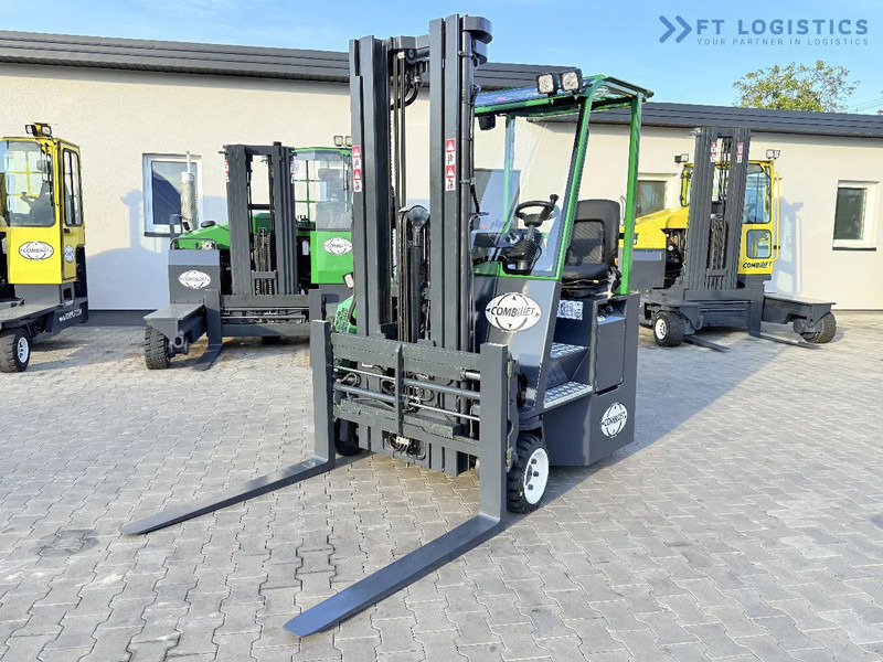 Combilift Combilift C2500CB / TRIPLEX / 5500MM / FREE LIFT / DIESEL / ONLY 3768 MTH / FORK POSITIONER / SIDE SHIFT / NEW TYRES / LIKE NEW - Xe tải tiếp cận 4 hướng: hình 3 Combilift Combilift C2500CB / TRIPLEX / 5500MM / FREE LIFT / DIESEL / ONLY 3768 MTH / FORK POSITIONER / SIDE SHIFT / NEW TYRES / LIKE NEW - Xe tải tiếp cận 4 hướng: hình 3
