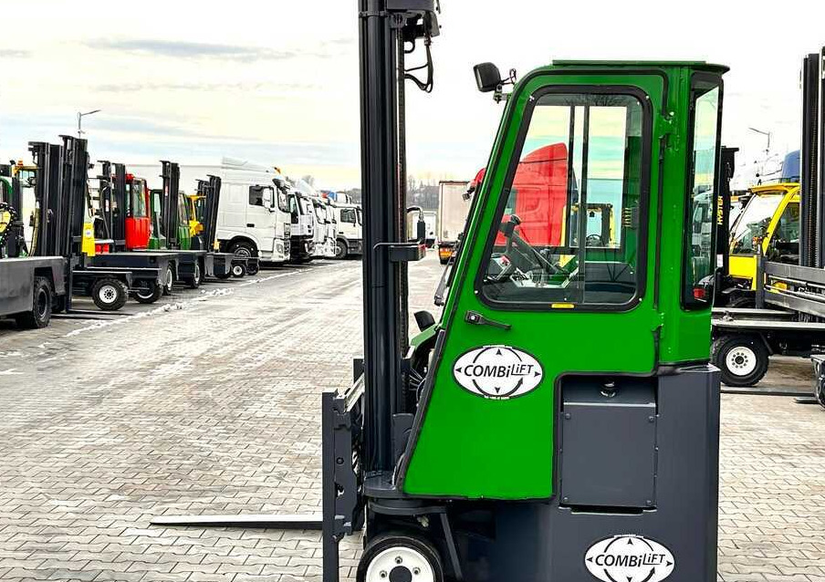 Combilift Combilift C3000CB - DUPLEX 4000mm - Year 2015 - / CABIN - HEATING / ONLY 6546 MTH / EXCELLENT CONDITION / LIKE NEW! - Xe tải tiếp cận 4 hướng: hình 3 Combilift Combilift C3000CB - DUPLEX 4000mm - Year 2015 - / CABIN - HEATING / ONLY 6546 MTH / EXCELLENT CONDITION / LIKE NEW! - Xe tải tiếp cận 4 hướng: hình 3