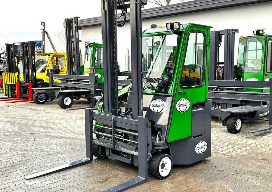 Combilift Combilift C3000CB - DUPLEX 4000mm - Year 2015 - / CABIN - HEATING / ONLY 6546 MTH / EXCELLENT CONDITION / LIKE NEW! - Xe tải tiếp cận 4 hướng: hình 1 Combilift Combilift C3000CB - DUPLEX 4000mm - Year 2015 - / CABIN - HEATING / ONLY 6546 MTH / EXCELLENT CONDITION / LIKE NEW! - Xe tải tiếp cận 4 hướng: hình 1