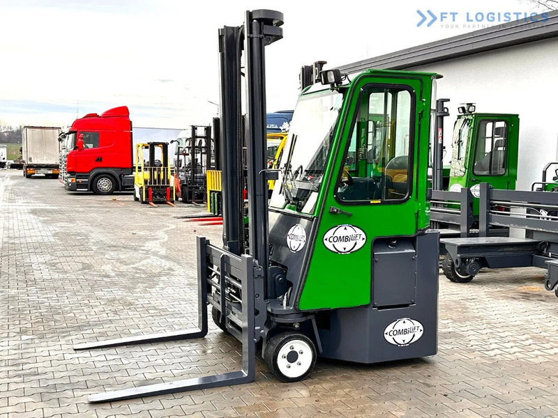 Combilift Combilift C3000CB - DUPLEX 4000mm - Year 2015 - / CABIN - HEATING / ONLY 6546 MTH / EXCELLENT CONDITION / LIKE NEW! Combilift C3 - Xe tải tiếp cận 4 hướng: hình 3 Combilift Combilift C3000CB - DUPLEX 4000mm - Year 2015 - / CABIN - HEATING / ONLY 6546 MTH / EXCELLENT CONDITION / LIKE NEW! Combilift C3 - Xe tải tiếp cận 4 hướng: hình 3