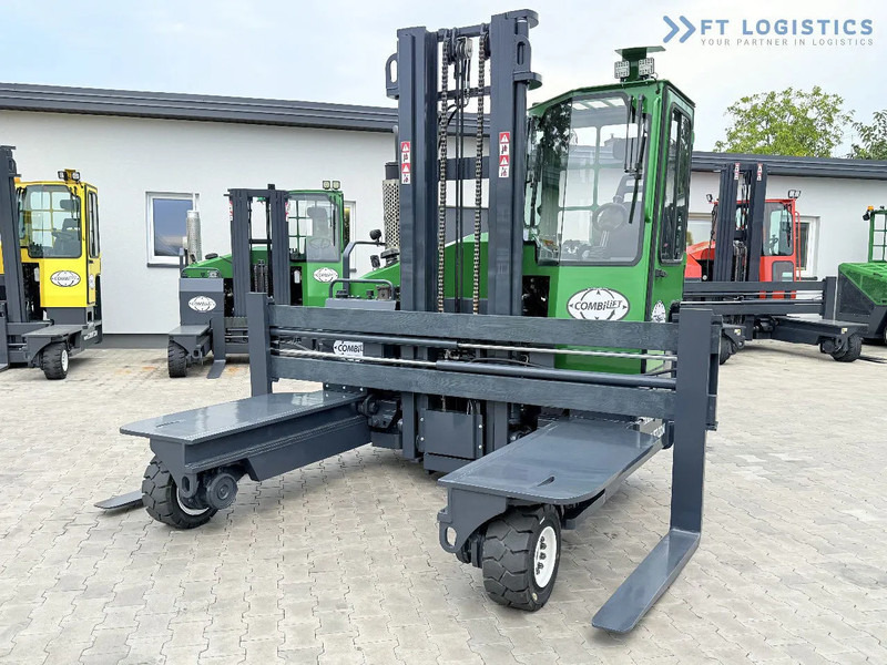Combilift Combilift C4500 / DIESEL / DUPLEX 4000MM / WIDE FORK POSITIONER / HEATING / FULL CABIN / PERFECT CONDITION / Wide range of four- - Xe tải tiếp cận 4 hướng: hình 5 Combilift Combilift C4500 / DIESEL / DUPLEX 4000MM / WIDE FORK POSITIONER / HEATING / FULL CABIN / PERFECT CONDITION / Wide range of four- - Xe tải tiếp cận 4 hướng: hình 5