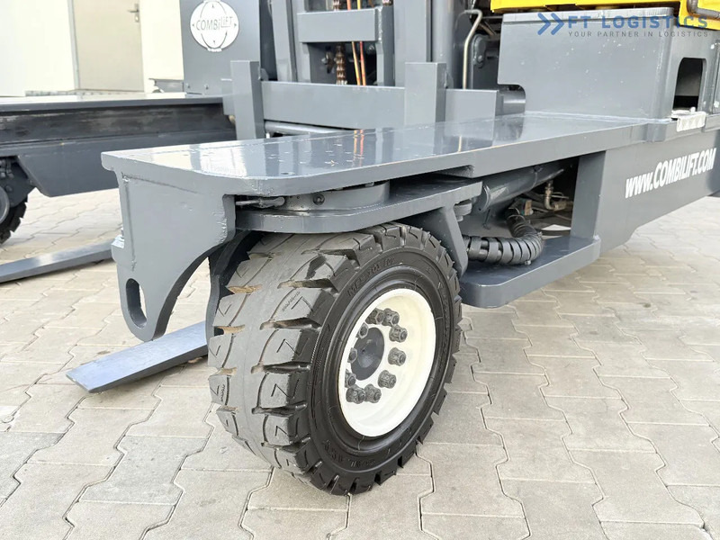 Combilift Combilift FOUR-WAY – MULTI-DIRECTIONAL FORKLIFT / COMBILIFT C4000 / DIESEL / DUPLEX 4100MM / FORK POSITIONER / FULL HEATED CABIN - Xe tải tiếp cận 4 hướng: hình 3 Combilift Combilift FOUR-WAY – MULTI-DIRECTIONAL FORKLIFT / COMBILIFT C4000 / DIESEL / DUPLEX 4100MM / FORK POSITIONER / FULL HEATED CABIN - Xe tải tiếp cận 4 hướng: hình 3