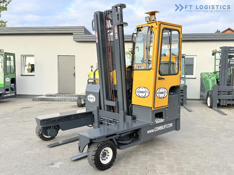 Combilift Combilift FOUR-WAY – MULTI-DIRECTIONAL FORKLIFT / COMBILIFT C4000 / DIESEL / DUPLEX 4100MM / FORK POSITIONER / FULL HEATED CABIN - Xe tải tiếp cận 4 hướng: hình 1 Combilift Combilift FOUR-WAY – MULTI-DIRECTIONAL FORKLIFT / COMBILIFT C4000 / DIESEL / DUPLEX 4100MM / FORK POSITIONER / FULL HEATED CABIN - Xe tải tiếp cận 4 hướng: hình 1