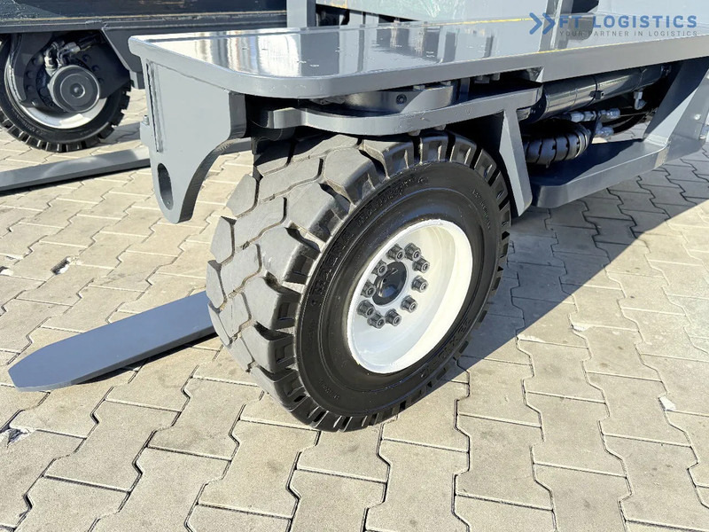 Combilift Combilift FOUR-WAY MULTIDIRECTIONAL FORKLIFT C5000XL / GAS / DUPLEX 6000MM / ONLY 3479 HOURS / SIDE SHIFT / FULL CABIN / PERFECT - Xe tải tiếp cận 4 hướng: hình 3 Combilift Combilift FOUR-WAY MULTIDIRECTIONAL FORKLIFT C5000XL / GAS / DUPLEX 6000MM / ONLY 3479 HOURS / SIDE SHIFT / FULL CABIN / PERFECT - Xe tải tiếp cận 4 hướng: hình 3