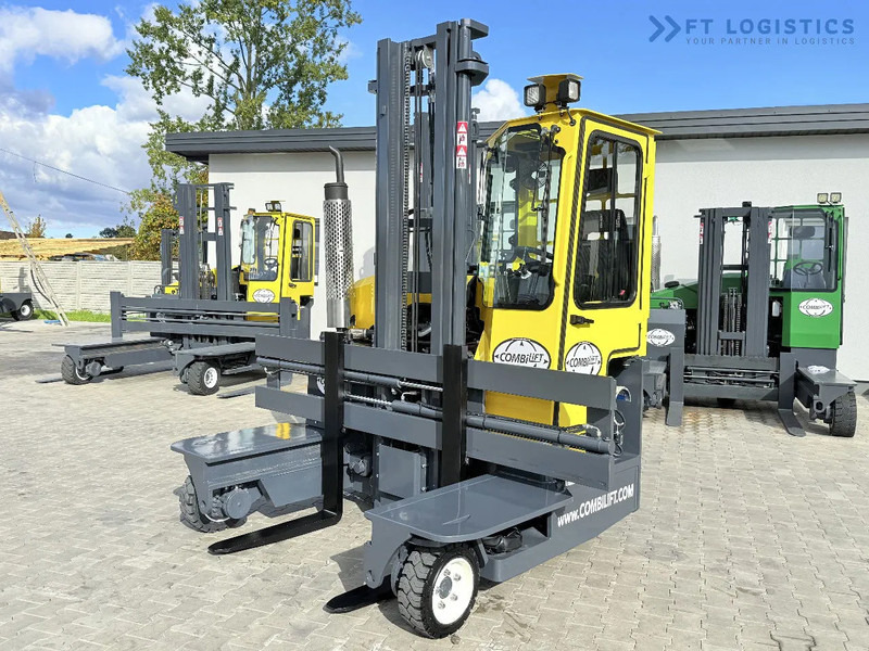 Combilift FOUR-WAY / MULTI-DIRECTIONAL FORKLIFT / ONLY 491 HOURS / C2500 / GAS / DUPLEX 4600MM / SHORT – ONLY 1900MM / WIDTH 2700MM WITH F - Xe tải tiếp cận 4 hướng: hình 2 Combilift FOUR-WAY / MULTI-DIRECTIONAL FORKLIFT / ONLY 491 HOURS / C2500 / GAS / DUPLEX 4600MM / SHORT – ONLY 1900MM / WIDTH 2700MM WITH F - Xe tải tiếp cận 4 hướng: hình 2