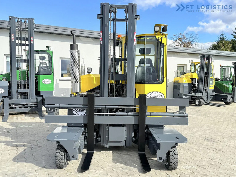 Combilift FOUR-WAY / MULTI-DIRECTIONAL FORKLIFT / ONLY 491 HOURS / C2500 / GAS / DUPLEX 4600MM / SHORT – ONLY 1900MM / WIDTH 2700MM WITH F - Xe tải tiếp cận 4 hướng: hình 4 Combilift FOUR-WAY / MULTI-DIRECTIONAL FORKLIFT / ONLY 491 HOURS / C2500 / GAS / DUPLEX 4600MM / SHORT – ONLY 1900MM / WIDTH 2700MM WITH F - Xe tải tiếp cận 4 hướng: hình 4
