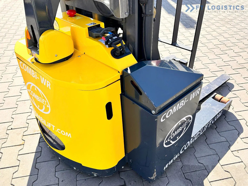 Máy xếp chồng Combilift WR-4 / DUPLEX / 4.5M / 2017 / ONLY 30 MTH / LIKE NEW / 1500KG: hình 11