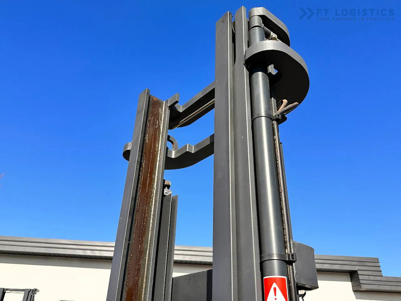 Máy xếp chồng Combilift WR-4 / DUPLEX / 4.5M / 2017 / ONLY 30 MTH / LIKE NEW / 1500KG: hình 20