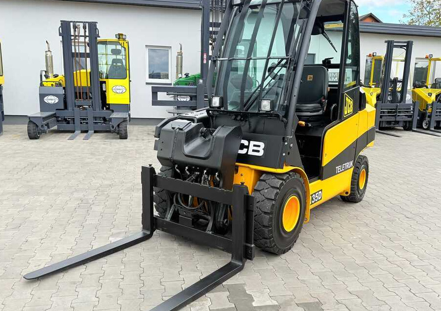 JCB TLT35D / DIESEL / CAB / NEW TYRES / 4450MM / TELESCOPIC – EXCELLENT CONDITION - Xe nhấc hình viễn vọng kính: hình 5 JCB TLT35D / DIESEL / CAB / NEW TYRES / 4450MM / TELESCOPIC – EXCELLENT CONDITION - Xe nhấc hình viễn vọng kính: hình 5