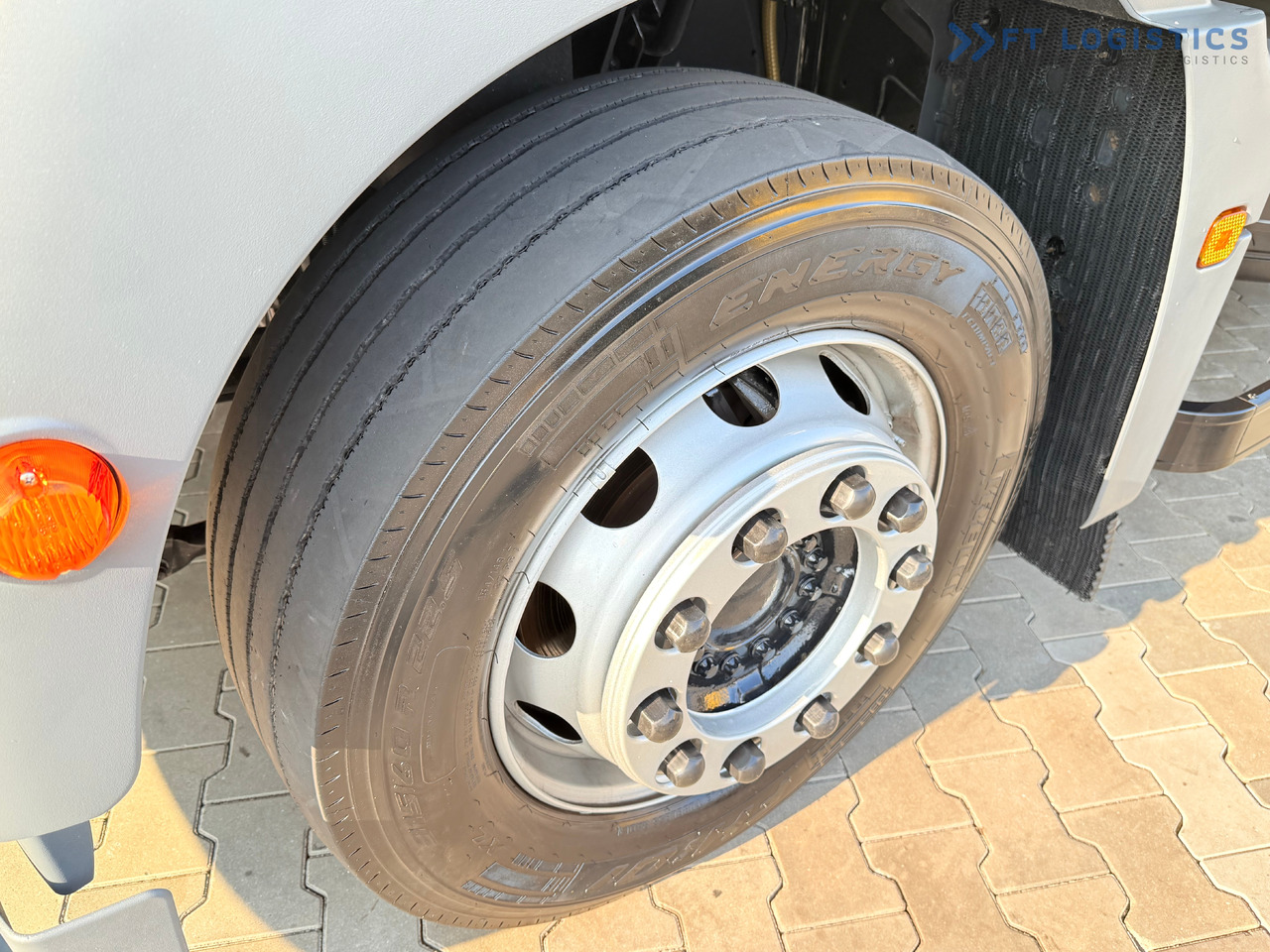 MAN TGM 18.290 / THERMOKING T-1200R / BI-TEMPERATURE / 19 PALLETS / 90% TYRES / EXCELLENT CONDITION / DHOLLANDIA TAIL LIFT / SIDE DOOR / PAYLOAD 8,220 KG - Xe tải đông lạnh: hình 4 MAN TGM 18.290 / THERMOKING T-1200R / BI-TEMPERATURE / 19 PALLETS / 90% TYRES / EXCELLENT CONDITION / DHOLLANDIA TAIL LIFT / SIDE DOOR / PAYLOAD 8,220 KG - Xe tải đông lạnh: hình 4