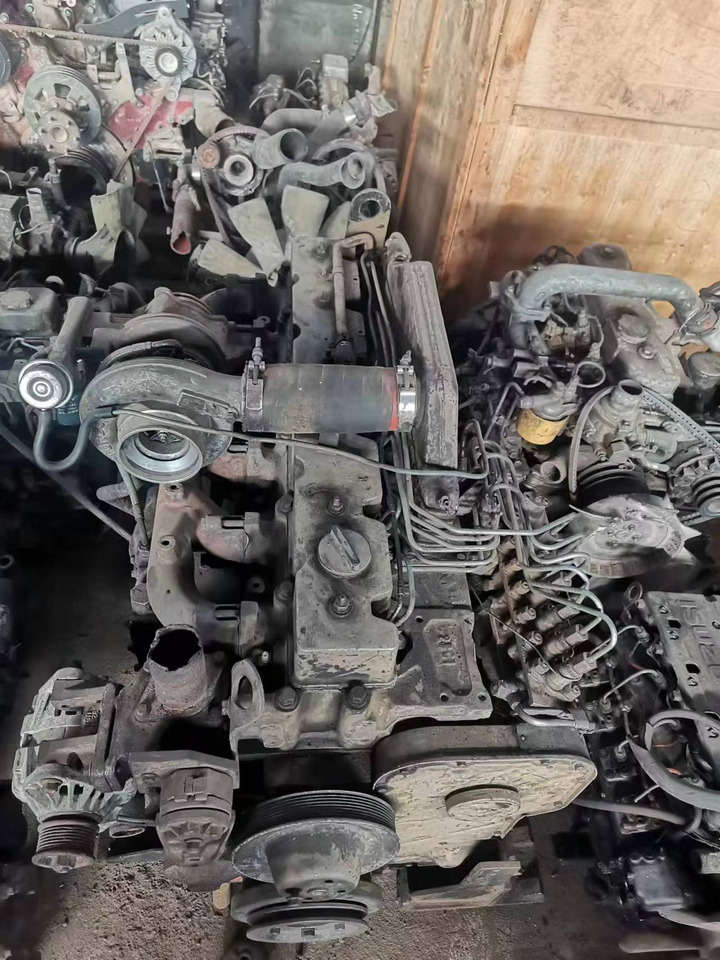 CUMMINS 6C8.3 - Động cơ cho Máy xúc: hình 2 CUMMINS 6C8.3 - Động cơ cho Máy xúc: hình 2