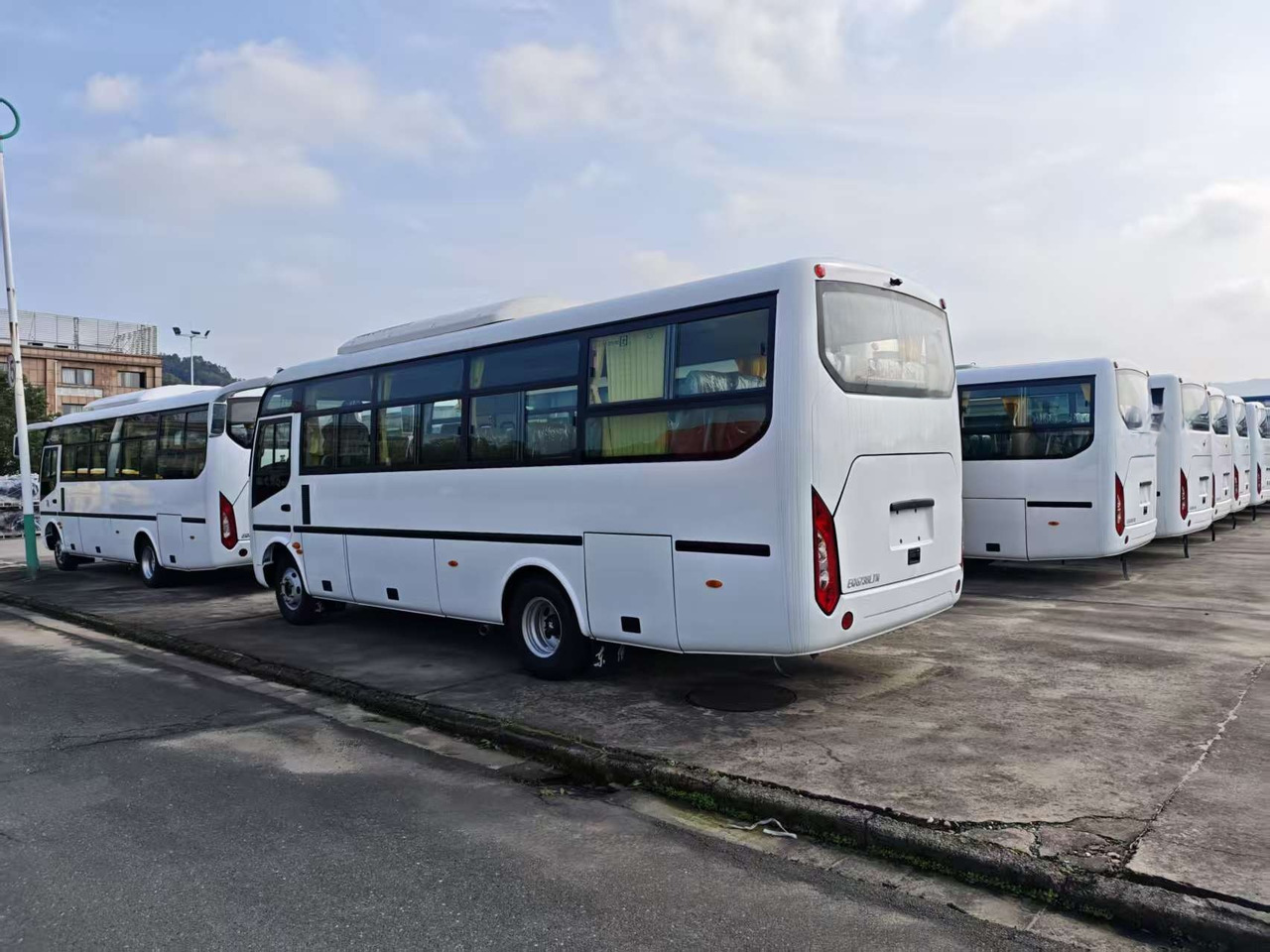 DONGFENG  - Xe bus đô thị: hình 4 DONGFENG  - Xe bus đô thị: hình 4