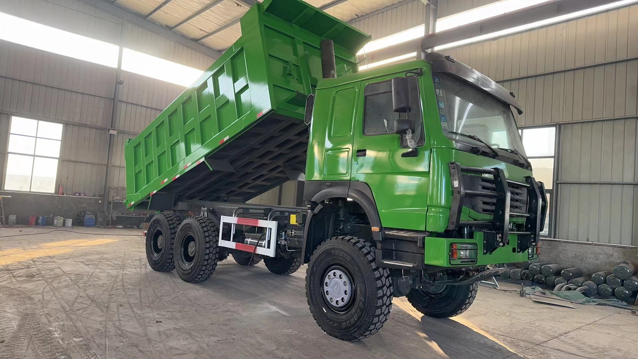 HOWO375 6*6  dump truck - Xe ben: hình 2 HOWO375 6*6  dump truck - Xe ben: hình 2