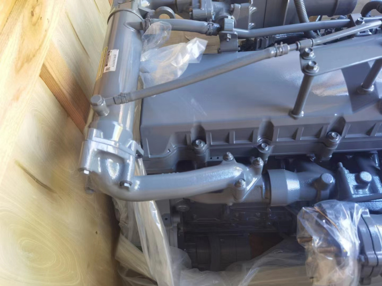 ISUZU 4HK1 - Động cơ cho Máy xúc: hình 1 ISUZU 4HK1 - Động cơ cho Máy xúc: hình 1