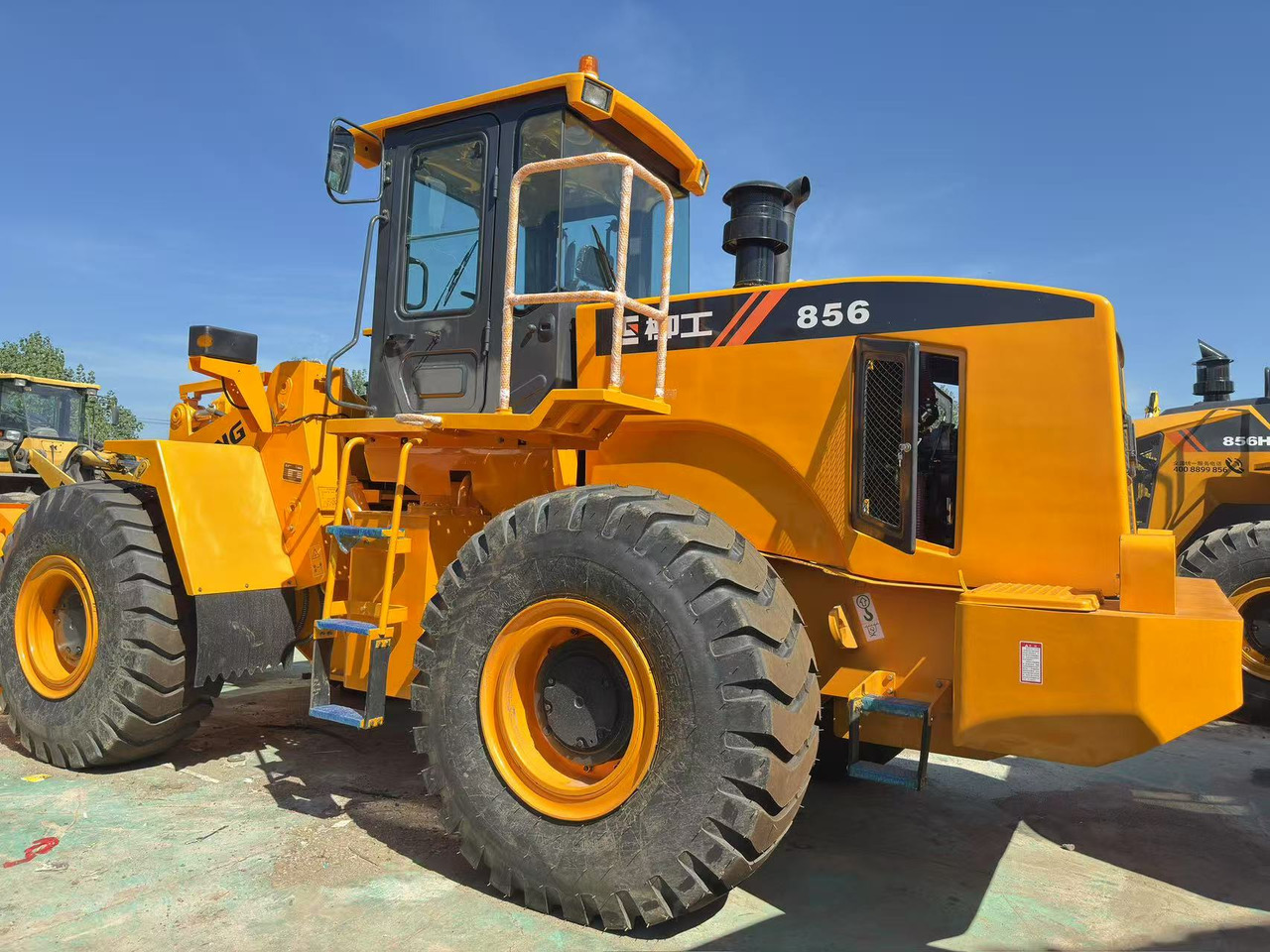 LIUGONG 856 - Máy xúc lật bánh lốp: hình 2 LIUGONG 856 - Máy xúc lật bánh lốp: hình 2