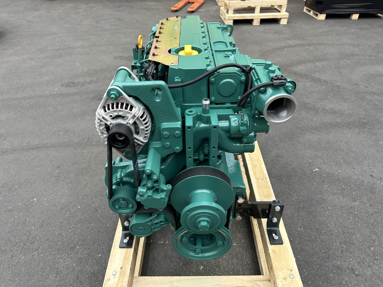 VOLVO D5E - Động cơ cho Máy xúc: hình 2 VOLVO D5E - Động cơ cho Máy xúc: hình 2