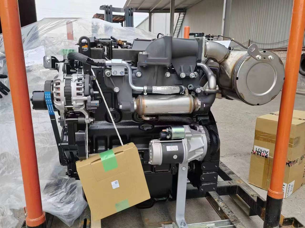 YANMAR 4TNV98C - Động cơ cho Máy xúc: hình 5 YANMAR 4TNV98C - Động cơ cho Máy xúc: hình 5