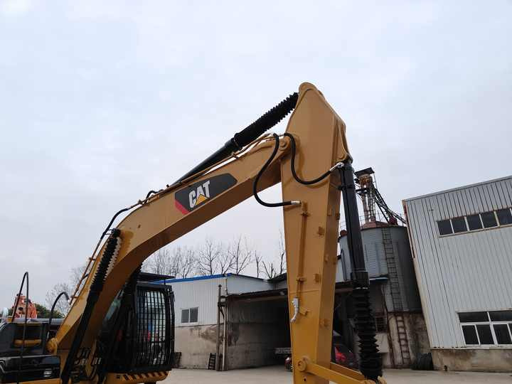 95% New Well Maintained Low Working Hours Used Excavator CAT320D CAT320d Used Excavator for Sale at the Lowest Price - Máy xúc bánh xích: hình 5 95% New Well Maintained Low Working Hours Used Excavator CAT320D CAT320d Used Excavator for Sale at the Lowest Price - Máy xúc bánh xích: hình 5