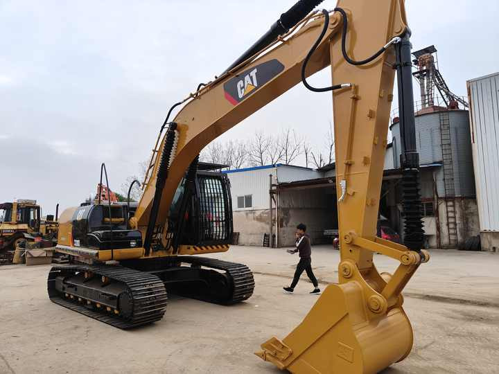 95% New Well Maintained Low Working Hours Used Excavator CAT320D CAT320d Used Excavator for Sale at the Lowest Price - Máy xúc bánh xích: hình 4 95% New Well Maintained Low Working Hours Used Excavator CAT320D CAT320d Used Excavator for Sale at the Lowest Price - Máy xúc bánh xích: hình 4