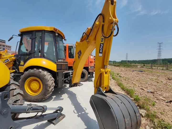 Cheap Price JCB 3CX Backhoe Loader in Excellent Condition for Sale JCB3CX JCB 4CX Available for Sale - Máy xúc trước múc sau: hình 2 Cheap Price JCB 3CX Backhoe Loader in Excellent Condition for Sale JCB3CX JCB 4CX Available for Sale - Máy xúc trước múc sau: hình 2