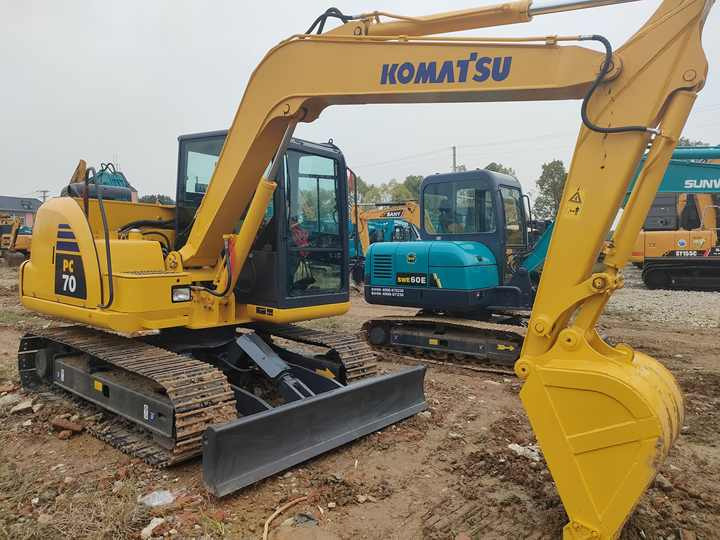 Cheap Used Komatsu PC70-8 Crawler Excavator with High Efficiency Used Heavy Machinery Komatsu PC70-8 Digger Cheap for Sale - Máy xúc bánh xích: hình 3 Cheap Used Komatsu PC70-8 Crawler Excavator with High Efficiency Used Heavy Machinery Komatsu PC70-8 Digger Cheap for Sale - Máy xúc bánh xích: hình 3
