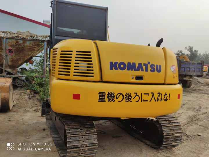 Cheap Used Komatsu PC70 Crawler Excavator with High Efficiency Used Heavy Machinery Komatsu P70 Digger Cheap for Sale - Máy xúc bánh xích: hình 4 Cheap Used Komatsu PC70 Crawler Excavator with High Efficiency Used Heavy Machinery Komatsu P70 Digger Cheap for Sale - Máy xúc bánh xích: hình 4
