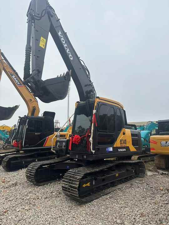 China Brand Used VOLVO EC140 Mini Excavator 6ton Crawler Earth Digger Machine for Sale - Máy xúc bánh xích: hình 3 China Brand Used VOLVO EC140 Mini Excavator 6ton Crawler Earth Digger Machine for Sale - Máy xúc bánh xích: hình 3