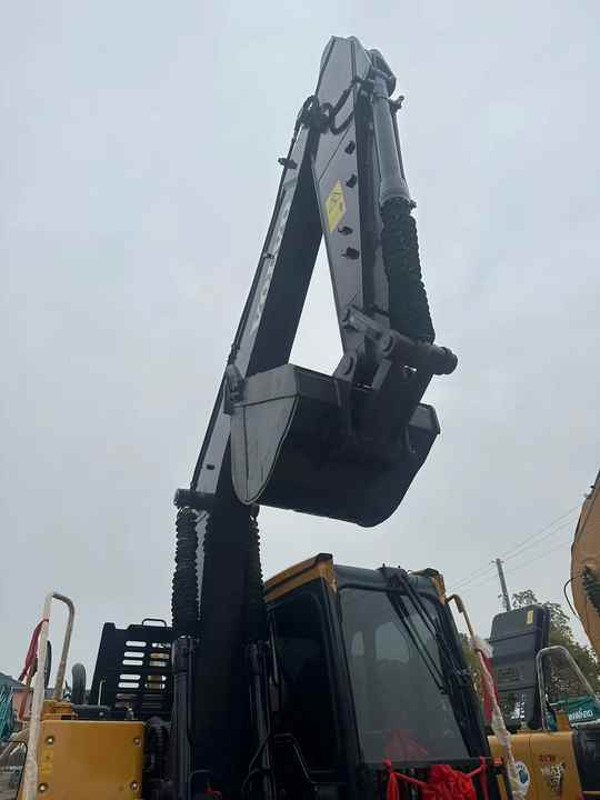 China Brand Used VOLVO EC140 Mini Excavator 6ton Crawler Earth Digger Machine for Sale - Máy xúc bánh xích: hình 5 China Brand Used VOLVO EC140 Mini Excavator 6ton Crawler Earth Digger Machine for Sale - Máy xúc bánh xích: hình 5