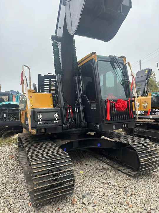 China Brand Used VOLVO EC140 Mini Excavator 6ton Crawler Earth Digger Machine for Sale - Máy xúc bánh xích: hình 4 China Brand Used VOLVO EC140 Mini Excavator 6ton Crawler Earth Digger Machine for Sale - Máy xúc bánh xích: hình 4