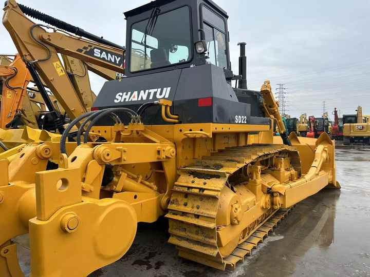 China Famous Brand Used Shantui SD22 Crawler Bulldozer Low Price Running Working Condition for Sale SD16/SD22/SD32 in Stock - Máy ủi: hình 4 China Famous Brand Used Shantui SD22 Crawler Bulldozer Low Price Running Working Condition for Sale SD16/SD22/SD32 in Stock - Máy ủi: hình 4