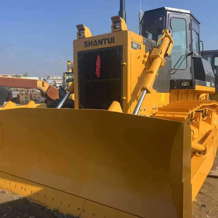 China Famous Brand Used Shantui SD22 Crawler Bulldozer Low Price Running Working Condition for Sale SD16/SD22/SD32 in Stock - Máy ủi: hình 1 China Famous Brand Used Shantui SD22 Crawler Bulldozer Low Price Running Working Condition for Sale SD16/SD22/SD32 in Stock - Máy ủi: hình 1