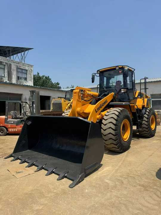 Famous Chinese Brand Second Hand LiuGong Front LoaderConstruction Machinery Used LiuGong 956H Wheel Loader Hot Selling - Máy xúc lật bánh lốp: hình 5 Famous Chinese Brand Second Hand LiuGong Front LoaderConstruction Machinery Used LiuGong 956H Wheel Loader Hot Selling - Máy xúc lật bánh lốp: hình 5