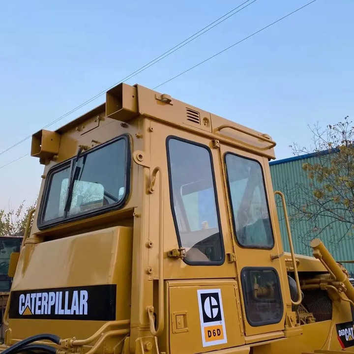 Good Condition D6D Mini Bulldozer New Crawler Bulldozer with Parts Price Bulldozers - Máy ủi: hình 5 Good Condition D6D Mini Bulldozer New Crawler Bulldozer with Parts Price Bulldozers - Máy ủi: hình 5