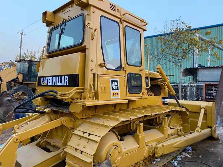 Good Condition D6D Mini Bulldozer New Crawler Bulldozer with Parts Price Bulldozers - Máy ủi: hình 4 Good Condition D6D Mini Bulldozer New Crawler Bulldozer with Parts Price Bulldozers - Máy ủi: hình 4