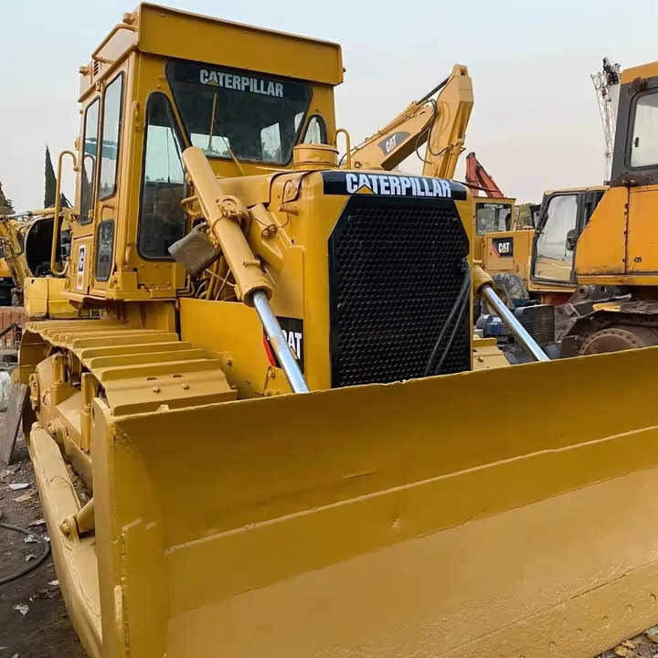 Good Condition D6D Mini Bulldozer New Crawler Bulldozer with Parts Price Bulldozers - Máy ủi: hình 2 Good Condition D6D Mini Bulldozer New Crawler Bulldozer with Parts Price Bulldozers - Máy ủi: hình 2