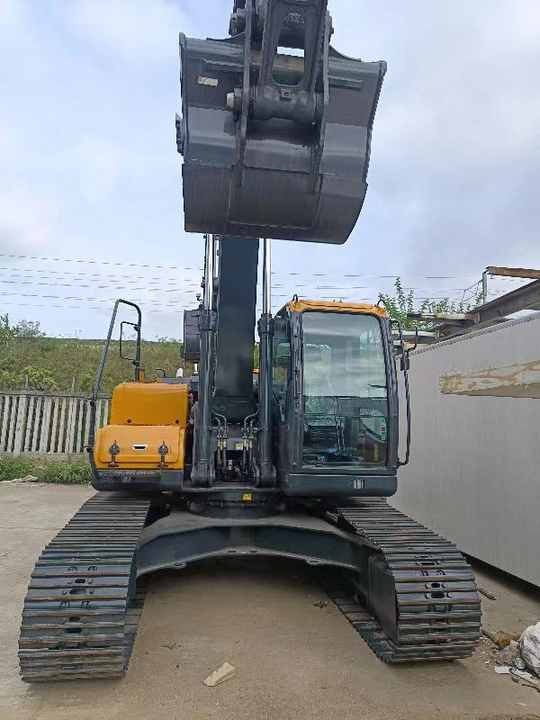 Hyundai Digger 225lvs Second Hand Korea Made High Performance Machine Hyundai Excavator for Sale - Máy xúc bánh xích: hình 3 Hyundai Digger 225lvs Second Hand Korea Made High Performance Machine Hyundai Excavator for Sale - Máy xúc bánh xích: hình 3