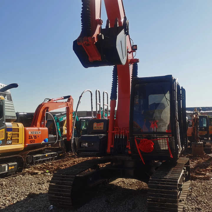 Japan Original Hitachi ZX120 Crawler Excavator Perfect for Various Projects Available Used Excavators for Sale - Máy xúc bánh xích: hình 5 Japan Original Hitachi ZX120 Crawler Excavator Perfect for Various Projects Available Used Excavators for Sale - Máy xúc bánh xích: hình 5