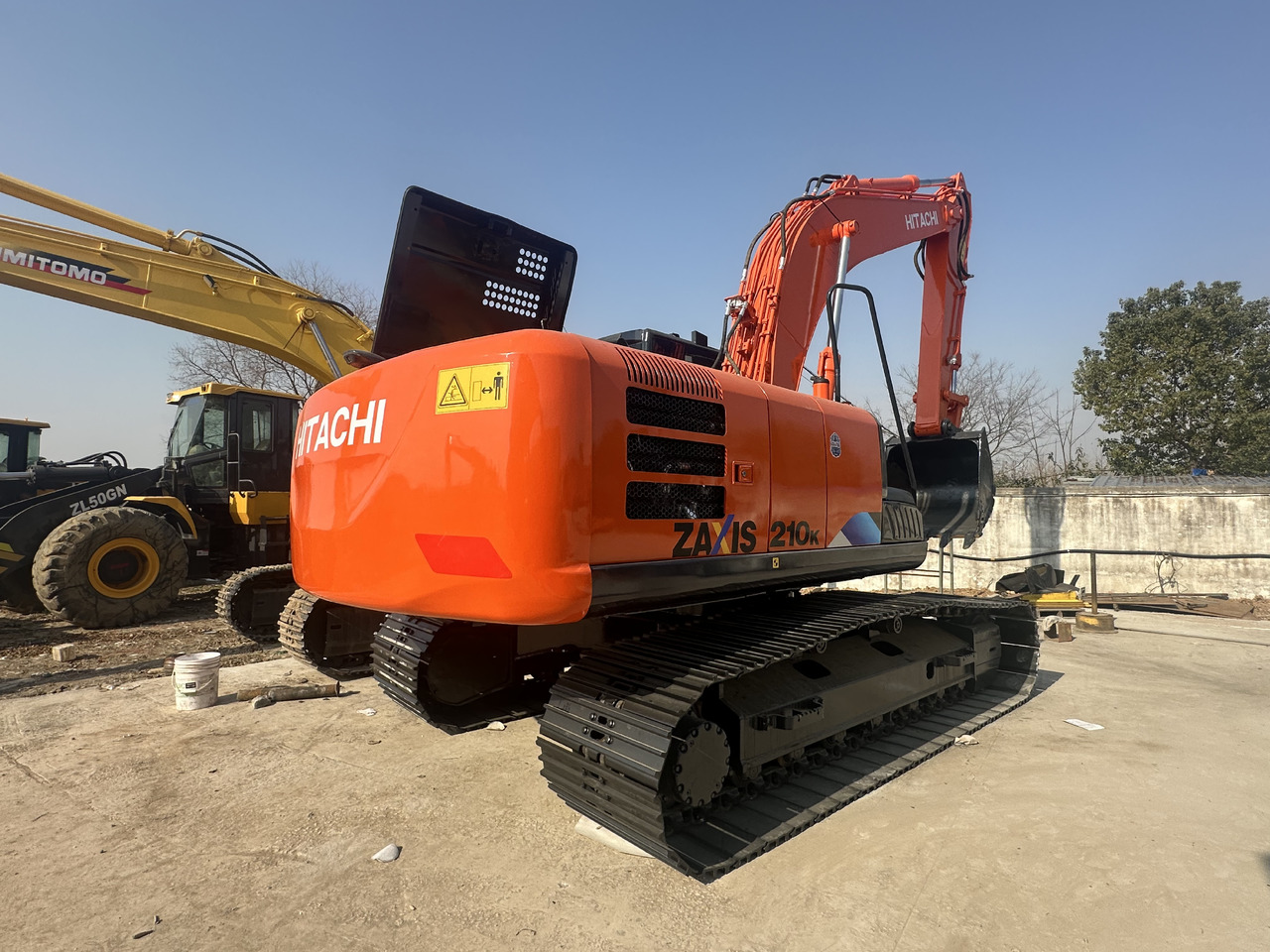 HITACHI Used Excavator ZX210-5G High Quality - Máy móc xây dựng: hình 2 HITACHI Used Excavator ZX210-5G High Quality - Máy móc xây dựng: hình 2