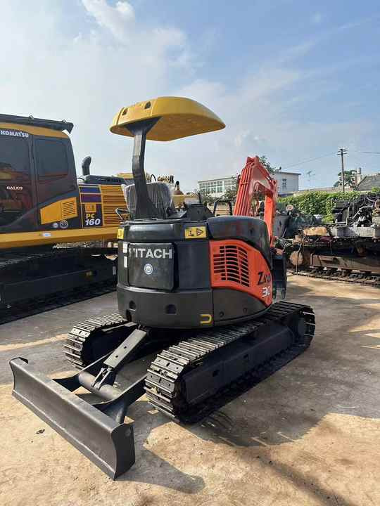 Mini 3-Ton Excavator used Hitachi ZX30 excavator with Excellent Performance and Low Price for sale! - Máy xúc: hình 4 Mini 3-Ton Excavator used Hitachi ZX30 excavator with Excellent Performance and Low Price for sale! - Máy xúc: hình 4