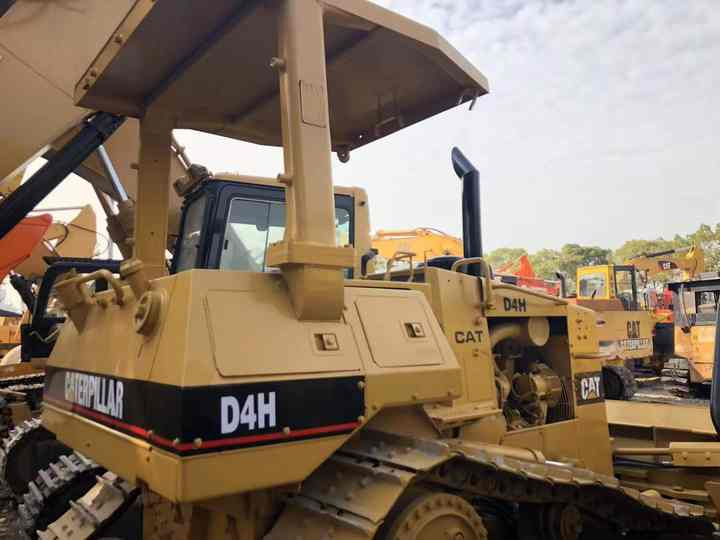 Nice Condition D4h Cat Bulldozer CAT Used Dozer for Sale - Máy ủi: hình 4 Nice Condition D4h Cat Bulldozer CAT Used Dozer for Sale - Máy ủi: hình 4