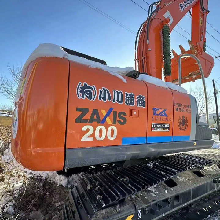 Original Japan Hitachi ZX200-3 Excavator Hitachi Excavator in Low Price for Hot Sale - Máy xúc bánh xích: hình 3 Original Japan Hitachi ZX200-3 Excavator Hitachi Excavator in Low Price for Hot Sale - Máy xúc bánh xích: hình 3