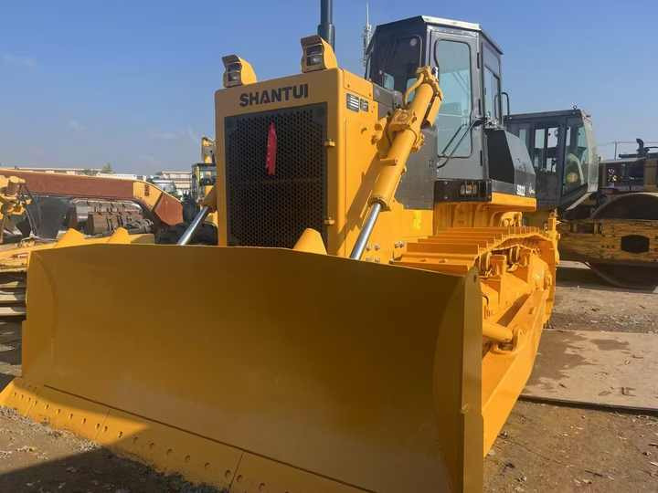Popular excellent Condition Cheap Price Shantui SD 22 Secondhand Earthmover Used shantui sd22 Bulldozer in Stock - Máy ủi: hình 4 Popular excellent Condition Cheap Price Shantui SD 22 Secondhand Earthmover Used shantui sd22 Bulldozer in Stock - Máy ủi: hình 4