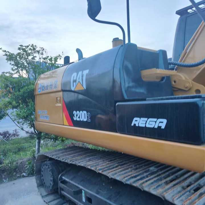 Reasonable Price Japan Original 330d2 Caterpillar Excavator CAT USED 329D2 320D2 325D 315D Excavator - Máy xúc bánh xích: hình 3 Reasonable Price Japan Original 330d2 Caterpillar Excavator CAT USED 329D2 320D2 325D 315D Excavator - Máy xúc bánh xích: hình 3