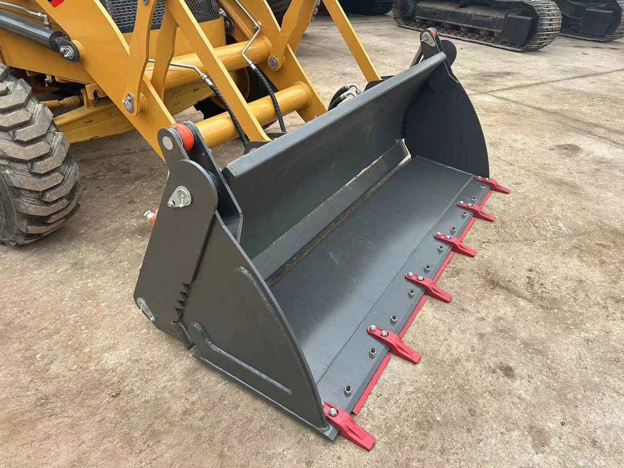 Used Backhoe High Quality CAT 420F - Máy xúc trước múc sau: hình 3 Used Backhoe High Quality CAT 420F - Máy xúc trước múc sau: hình 3