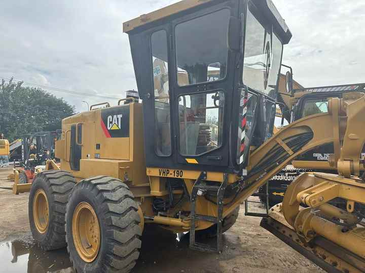 Used CAT 140K Land Road Motor Graer CAT140k Used Grader Cheap Price for Sale - Máy san: hình 5 Used CAT 140K Land Road Motor Graer CAT140k Used Grader Cheap Price for Sale - Máy san: hình 5