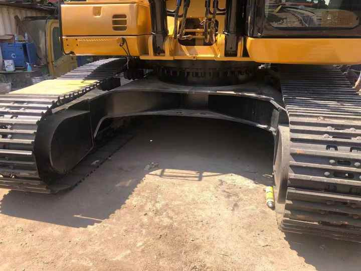 Used CAT 330D 30T Second Hand Japan Original Large Excavator Mining Construction Excavators Hot Sale 320 330 336 323 Long Arm - Máy xúc: hình 5 Used CAT 330D 30T Second Hand Japan Original Large Excavator Mining Construction Excavators Hot Sale 320 330 336 323 Long Arm - Máy xúc: hình 5