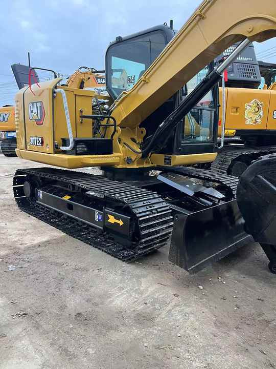 Used Caterpillar CAT 307E2 Crawler Mini Hydraulic Digger Second Hand Cat 307E2 Excavator - Máy xúc: hình 2 Used Caterpillar CAT 307E2 Crawler Mini Hydraulic Digger Second Hand Cat 307E2 Excavator - Máy xúc: hình 2