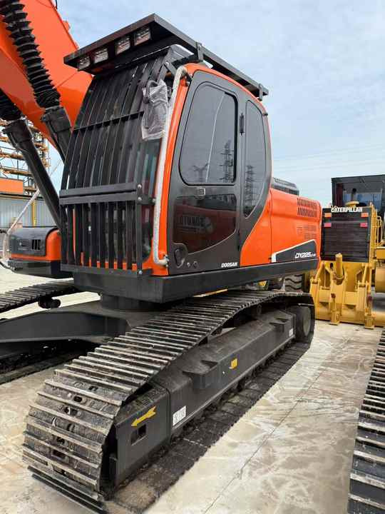 Used Digger Doosan DX225LC-9T Construction Machinery Construction Digger Used Doosan DX225LC-9T Cheap Excavator - Máy xúc bánh xích: hình 5 Used Digger Doosan DX225LC-9T Construction Machinery Construction Digger Used Doosan DX225LC-9T Cheap Excavator - Máy xúc bánh xích: hình 5